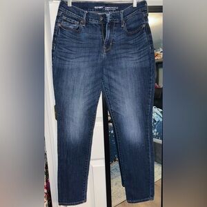 Curvy Jeans for Curvy Girls!